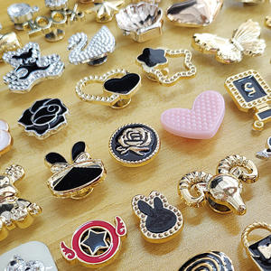 Offres Spéciales : Breloques pour Chaussures Légères en Plastique ABS, Fleur à Cinq Pétales Brillante <span class=keywords><strong>Or</strong></span> Rose et Argent, Accessoires de <span class=keywords><strong>D</strong></span>écoration pour Sabots - Product Image 3