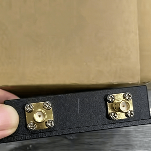 Répartiteur de puissance d'antenne microbande 50W 5G 4G 698-3800MHz à 2 voies SMAs-Femelle pour couverture sans fil - Product Image 3