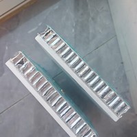 Panneau composite léger en granit et aluminium alvéolaire, résistant au feu et à l'eau, écologique, design moderne, façade murale extérieure