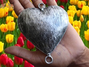 Suministro al por Mayor de Decoraciones Metálicas Clásicas en Forma de Corazón en Oro y Plata para la Fabricación de Joyería y Accesorios de Manualidades Disponibles a Buen Precio - Product Image 2
