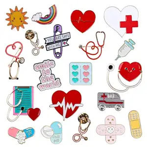 Broche de corazón anatómico de muchos estilos, broche de anatomía médica, alfileres de neurología del corazón para insignia de médico y enfermera, alfileres de solapa esmaltados