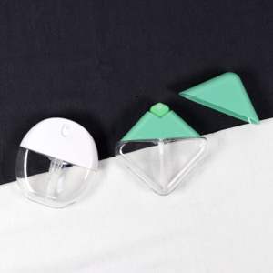 Venta caliente Nuevo diseño de teléfono celular en forma de 40ml Tarjeta de crédito de plástico Tamaño de bolsillo Botella de spray de perfume plano - Product Image 1