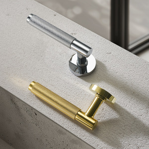 Italian Brass Knurled T-Shaped Lever Lock For Interior Wooden Doors Vintage Style Copper Handle Slotting Installation - Product Image 1