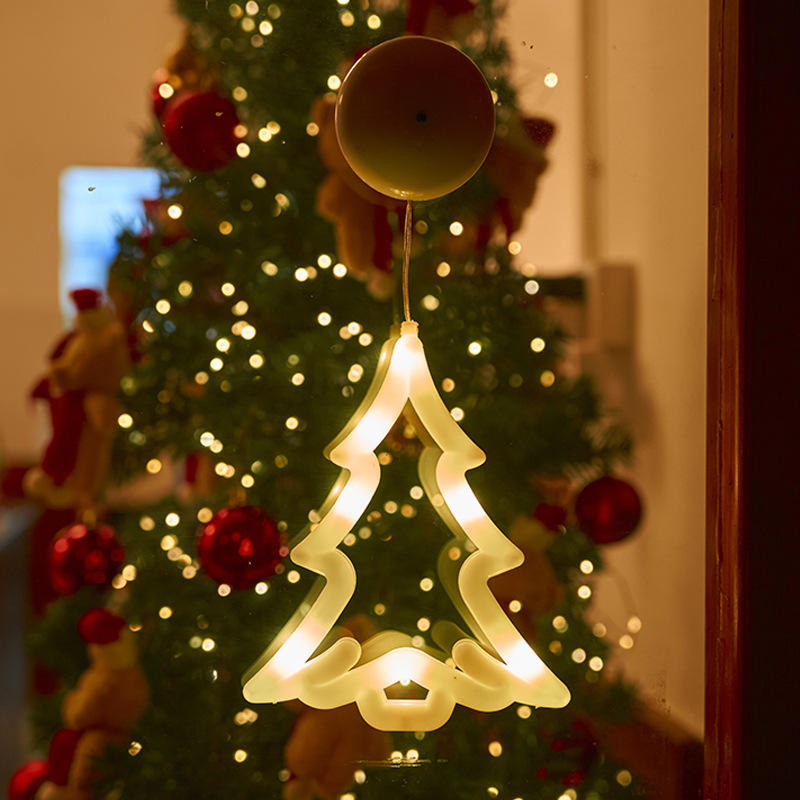 Albero di natale bianco caldo