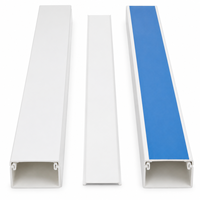 Goulotte de câblage en PVC adhésive avec couvercle amovible pour l'organisation des câbles muraux