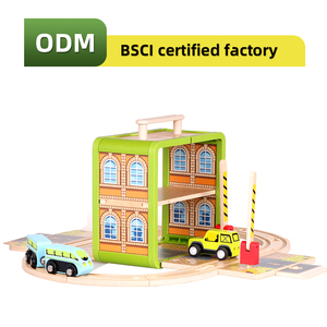 Circuit de train portable 3-en-<span class=keywords><strong>1</strong></span> en bois pour enfants avec garage de stationnement et voitures magnétiques, jouets Montessori pour enfants - Product Image 1