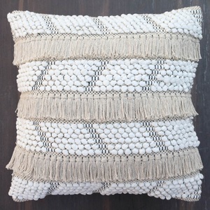 Bền vững Ma-rốc Tribal tua dệt chần Ghế đệm Bìa 20x20inch hình học gối bao gồm để sử dụng nhà - Product Image 2