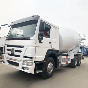 Camión de concreto mezclador de cemento Sinotruk Howo 6x4 375hp 371hp usado - Product Image 1