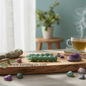 Baguette de guérison en agate verte torsadée, pierre semi-précieuse sculptée à la main, gemme de la nouvelle ère pour la guérison - Product Image 3