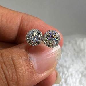 Boucles d'oreilles rondes entièrement pavées de zircone cubique, style japonais et coréen, scintillantes, élégantes, bijoux pour femmes - Product Image 2