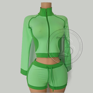 Completo Sportivo Estivo da <span class=keywords><strong>Donna</strong></span> 2 Pezzi con Logo Personalizzato: <span class=keywords><strong>Top</strong></span> con Mezza Zip e Leggings Corti per Palestra e <span class=keywords><strong>Fitness</strong></span> - Product Image 4