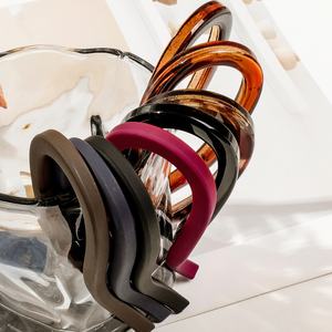 Peine de Pelo Minimalista Esmerilado en Forma de U para Mujer, Accesorios para el Cabello al por Mayor - Product Image 3