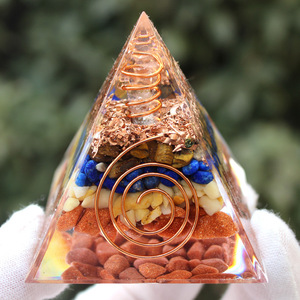 <b>Crystal</b> <b>Chip</b> Pyramid Resin Epoxy Craft Desktop Ornament Home Decoration 4 Layers Stone With Copper Coil - Product Image 1