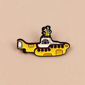 Broche de <span class=keywords><strong>Submarino</strong></span> Amarillo de Dibujos Animados, Accesorio Creativo de Anime para Mochilas, Ropa Infantil y Sombreros, Insignia de Aleación en Stock - Product Image 4