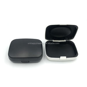 Estuche de Transporte Práctico para Kits BTE/CIC/FP de Audífonos, Material ABS Negro y Blanco, Marca HappyHearing - Product Image 4