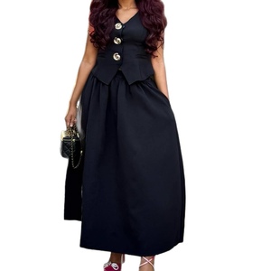 Conjunto de 2 Piezas de Moda para Mujer: Chaleco sin Mangas con Cuello en V y Botones, y Falda Larga Elegante de Inspiración Africana - Product Image 1