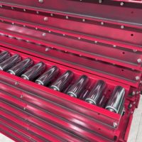 Rouleaux, pignons et tambours en acier inoxydable galvanisé pour lignes de production, disponibles sur mesure.