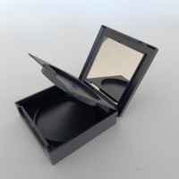 Étui compact carré noir mat pour ombre à paupières avec emballage cosmétique avec logo personnalisé miroir