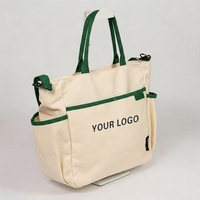 Sac fourre-tout en toile beige et vert bicolore avec logo personnalisé, sac cadeau multi-poches pour les avantages des employés et les promotions de marque