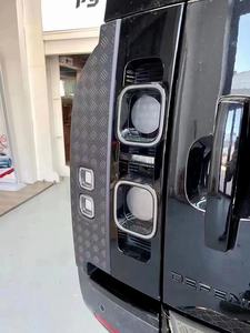 Luz Trasera para <span class=keywords><strong>Land</strong></span> <span class=keywords><strong>Rover</strong></span> Defender <span class=keywords><strong>007</strong></span>, Conjunto de Luz Trasera Ahumada Negra, Modificación de Luz Trasera Original para Defender - Product Image 2