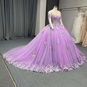 Lsany272 Precioso Vestido de Quinceañera Lavanda con Falda de Gala, Apliques Florales de Encaje con Cuentas, Cola Capilla, Escote Corazón, Maternidad 100% - Product Image 2