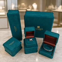 Boîte à bagues de luxe recouverte de velours, boîte d'emballage de bijoux avec logo personnalisé, boîte cadeau haut de gamme pour bague de fiançailles ou de mariage, fabricant OEM ODM