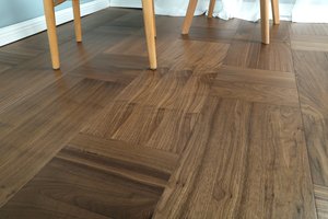 <span class=keywords><strong>Parquet</strong></span> en bois d'ingénierie sur mesure avec sous-couche intégrée pour projets d'appartements, d'hôtels et de maisons - Product Image 4