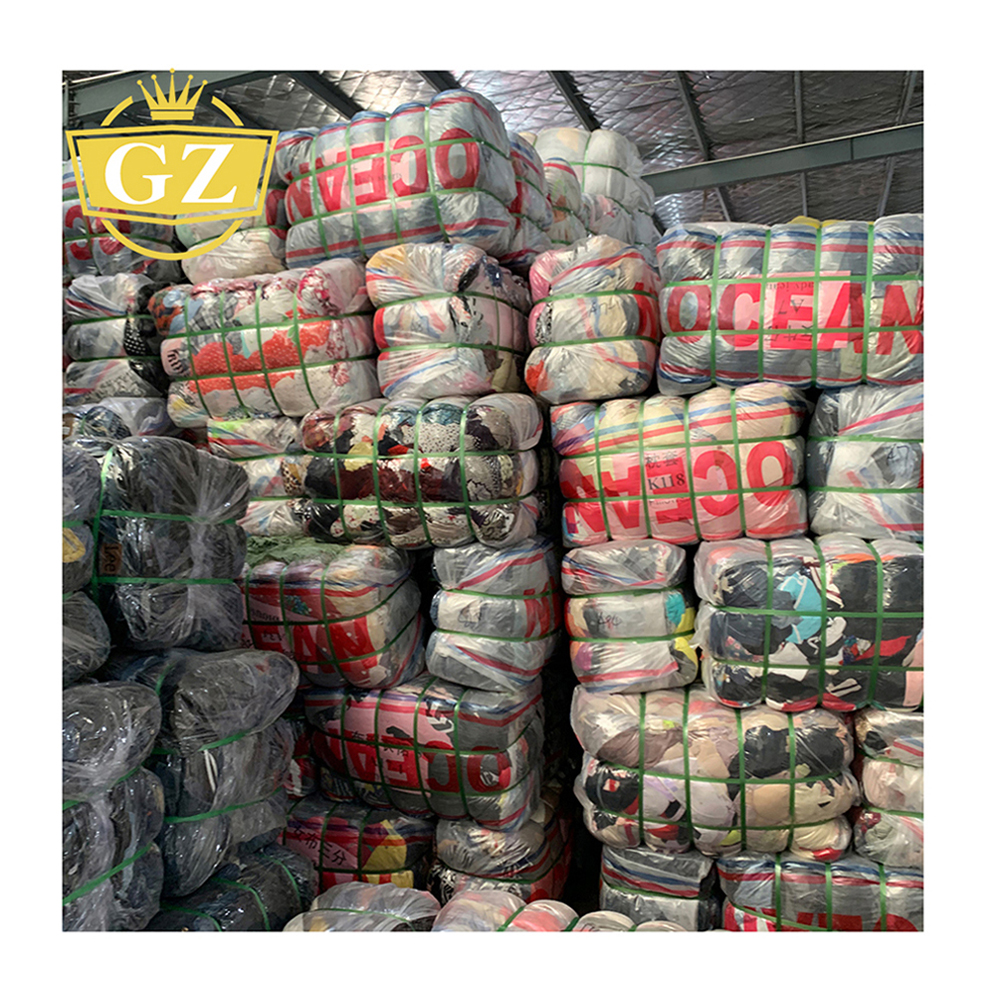 How to recognize top quality American clothing when buying in bales?