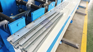 Machine de formage de rouleaux de 1200mm de large avec composants de noyau de pompe à moteur à roulement - Product Image 4