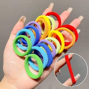 Paquete de 32 Coleteros para el Cabello de 4 cm, Sin Costuras, Gruesos, Elásticos, Accesorios para el Cabello de Niñas, Coletero para Cola de Caballo - Product Image 2