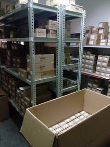 PLC プログラマブル ロジック コントローラー DVP20SX211R DVP-SX2/EX2 シリーズ PID 温度/湿度制御用のオリジナル新品 - Product Image 3