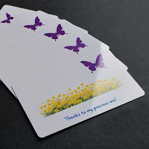 Créez des designs de cartes en papier personnalisables avec différents styles de logo - Product Image 6