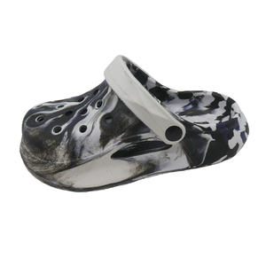 Sabots légers pour enfants avec chaussures antidérapantes pour le confort et la sécurité. - Product Image 2