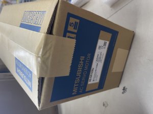 Moteur servo AC Mitsubishi 100% neuf et original HG-SR152BJ - Product Image 1