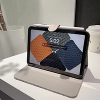 Sarung Tablet PU Motif Kain untuk iPad 10th Air 3 4 5 Mini dengan Tali Pen, Casing Tablet untuk Samsung A7 8 9 untuk Xiaomi 5 6 Pro