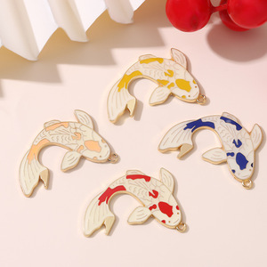 Precio más bajo: Accesorios DIY estilo chino, serie de pulseras y colgantes de pez Koi, colgante de aleación con esmalte de oro K, venta al por mayor. - Product Image 1