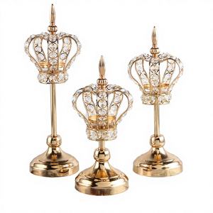 Candelabro de Hierro con Corona Europea Romántica, Resistente al Calor, Decoración Creativa para el Hogar, Pascua, San Valentín, Bodas, Navidad - Product Image 4