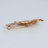 Bros Pin Enamel Terlaris Berlapis Emas Tembaga Hadiah Pernikahan Pertunangan Wanita Desain Vas Tradisional Cina