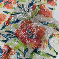 Nouveau tissu en sequins floraux tropicaux en gros, imprimé floral rouge, tissu chatoyant pour robes et robes de soirée