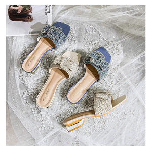 Zapatillas de perlas de diamantes de imitación con tacón de bloque bajo de 3 <span class=keywords><strong>cm</strong></span> para mujer, sandalias, zapatillas deslizantes, zapatos de mujer, zapatillas con lazo, sandalias, <span class=keywords><strong>calzado</strong></span> de mujer - Product Image 6