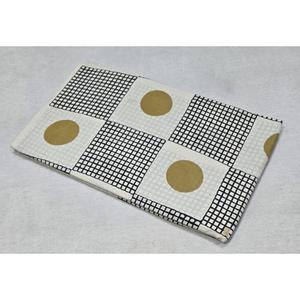 Tela de algodón con estampado geométrico abstracto de puntos Bagru kalamkari, estampado en bloque. Corte mínimo de 10 metros cada uno. Ancho de 43/44 pulgadas. - Product Image 1