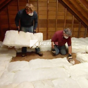 Matériaux d'<span class=keywords><strong>isolation</strong></span> thermique en gros à bas prix R1.3-R4 Eco White Fiberglass Glass Wool Roll Blanket Felt Batt pour l'extérieur et la chambre à coucher - Product Image 5