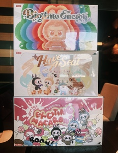 LABUBU Mini Original Mystery Boxes V2 Caja Sorpresa Juguetes de Peluche Big Into Energy Muñecas de Vinilo con Cara de Macaron Pin para el <span class=keywords><strong>Amor</strong></span> - Product Image 5