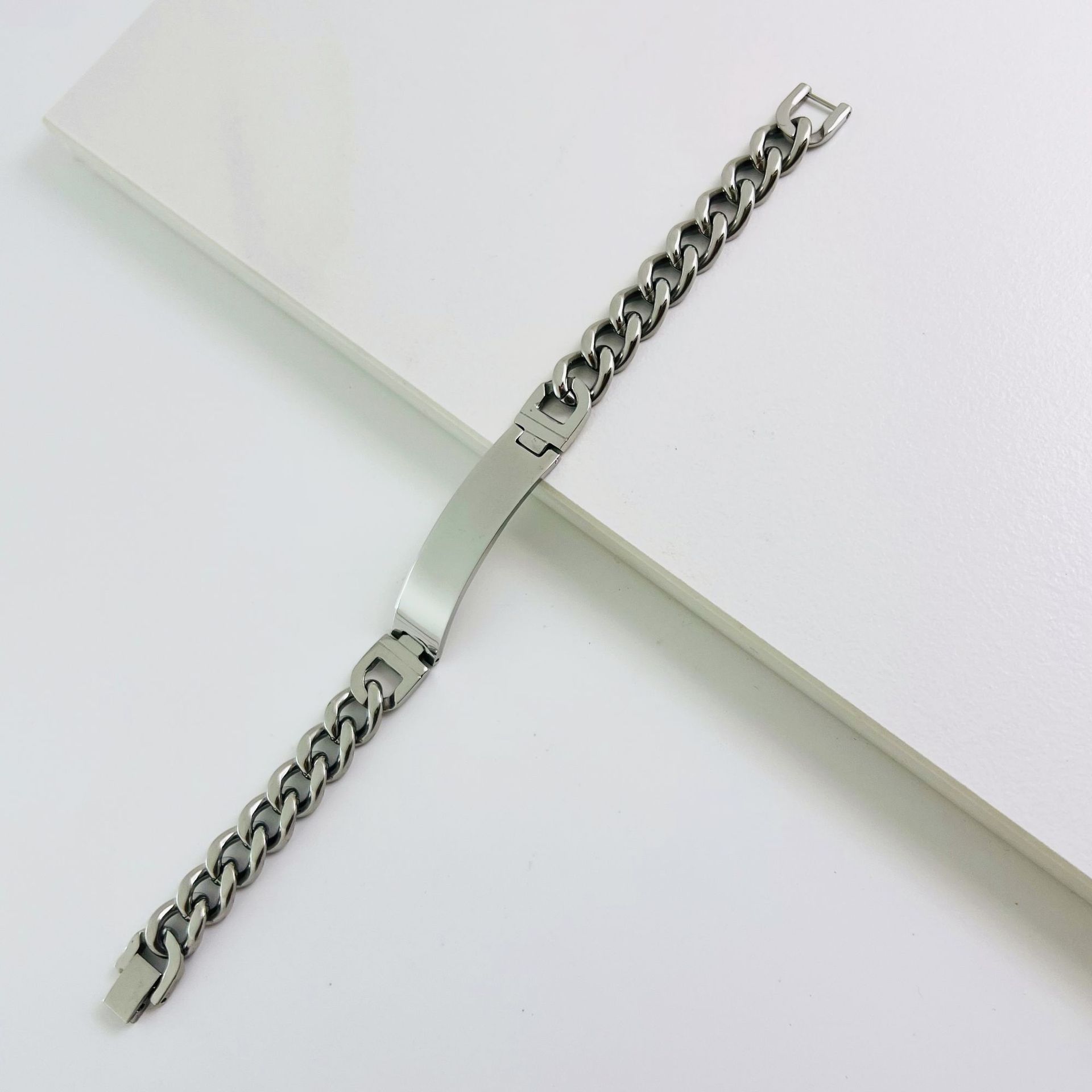 Brazalete de acero de 12 mm