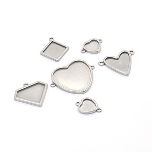 Bandeja colgante cuadrada de acero inoxidable personalizada con forma de corazón para accesorios de joyería DIY - Product Image 3