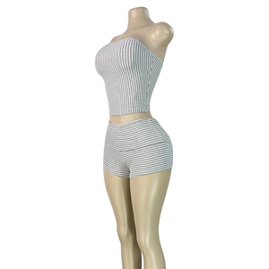 Completo Estivo da Donna a Righe: Top a Fascia e Pantaloncini a Costine, Abbigliamento Casual in Cotone Lavorato a Maglia, Set 2 Pezzi - Product Image 3