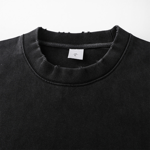 เสื้อยืดโอเวอร์ไซส์ทรงบ็อกซี่ ตัดเย็บแบบครอป ไหล่ตก ผ้าฝ้าย 100% น้ำหนัก 430 GSM ปักลายแบบแอพพลิเค  ฟอกสีแบบแอซิดวอช  ดีไซน์แบบดิสเทรส  รับผลิตแบบ OEM ตามสั่ง - Product Image 5