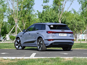 Vente flash Véhicule à énergie nouvelle audi Q6L E-tron 2026 Première édition Version de pointe SUV 5 portes 5 places pour les trajets quotidiens et les sorties en famille - Product Image 4