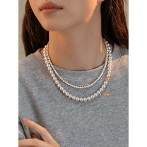 Colliers superposés en perles de 8 mm pour femmes, tendance 2025, à porter en plusieurs couches - Product Image 1