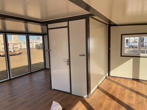 Maison conteneur préfabriquée de luxe durable et extensible avec <span class=keywords><strong>terrasse</strong></span>, 2/3/4 chambres, design moderne, panneaux sandwich EPS, <span class=keywords><strong>solaire</strong></span>, pour centre commercial et école - Product Image 5